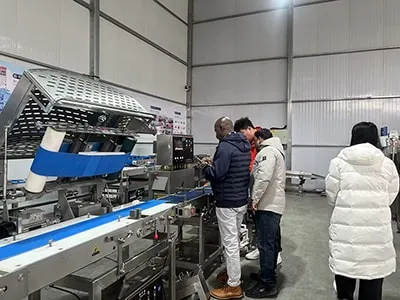 Линии резки мяса для производителя халяльной продукции и поставщика ресторанов в ОАЭ